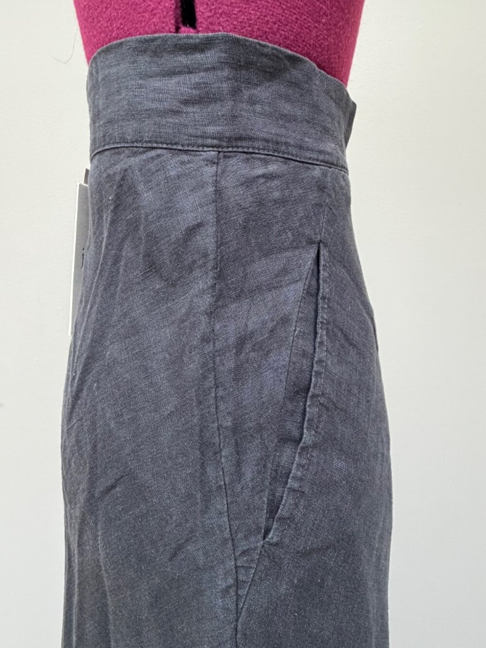 NWT Joie "Aryanna" Caviar Black Linen Midi Skirt - Size 0 - Picture 4 of 8